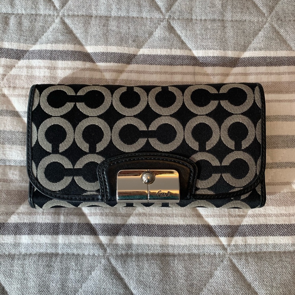 Coach wallet, large, 16 card slots